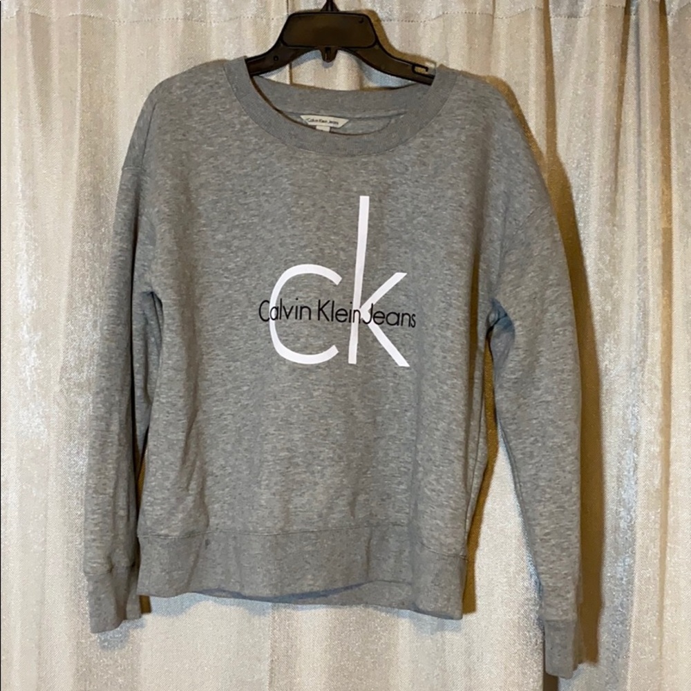 Crewneck sweatshirt